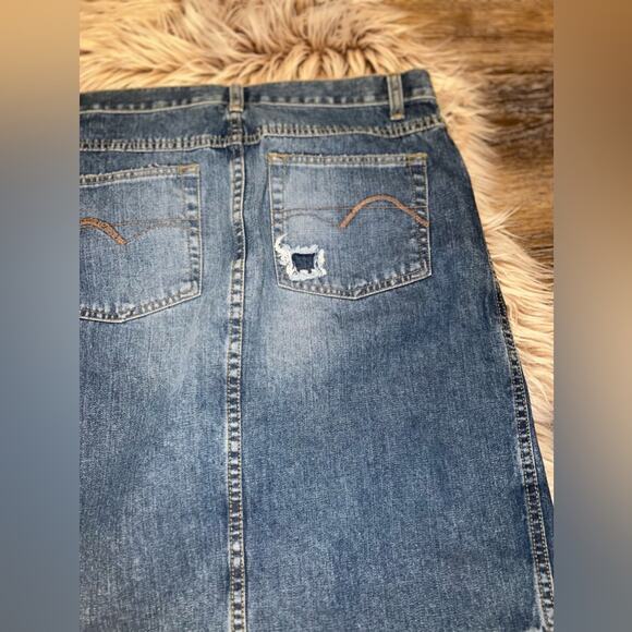 American Eagle outfitters women’s blue jeans skirt - Picture 4 of 8